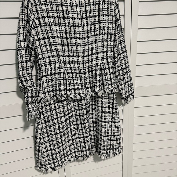 Julia Jordan Black and White Textured Jacket dress - Picture 4 of 5